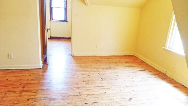 Foto del edificio - Convenient Showings — No Appointment Needed!