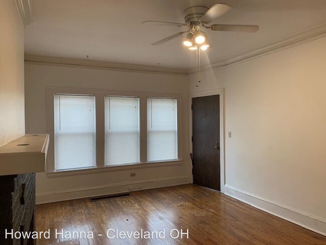 Foto del edificio - 1365 Phelps Ave