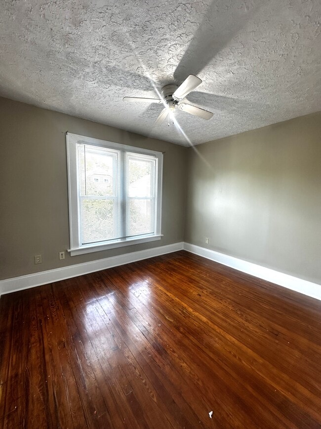 Building Photo - 2266 Indiana Ave