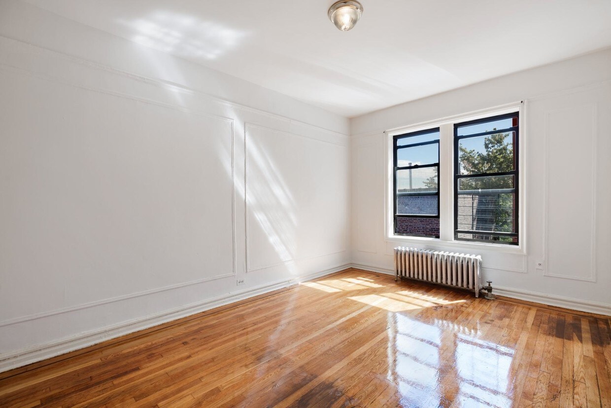 Foto principal - 19 Dongan Pl