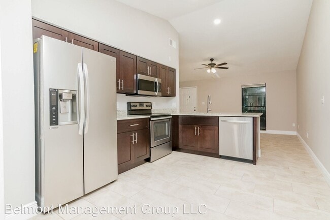 Building Photo - 2 br, 2 bath House - 1848 Bonneville Dr