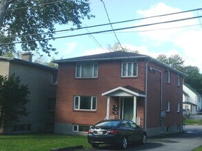 Building Photo - 46 Collingwood St Building Photo - 46 Collingwood St