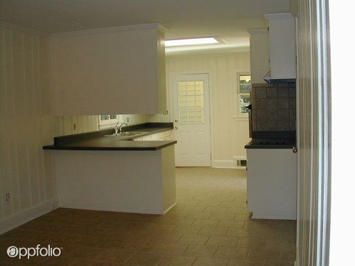 Building Photo - 117 Meadowbrook Rd