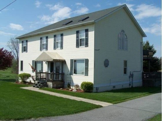 Primary Photo - 4430 Tittabawassee Rd