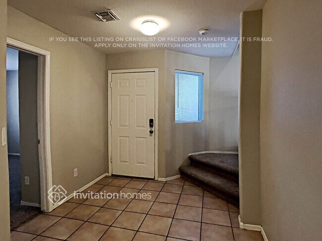 Foto del edificio - 10234 E Diamond Ave