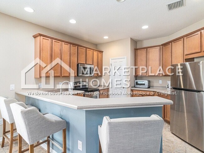 Foto del edificio - 8312 Deerland Bluff Ln