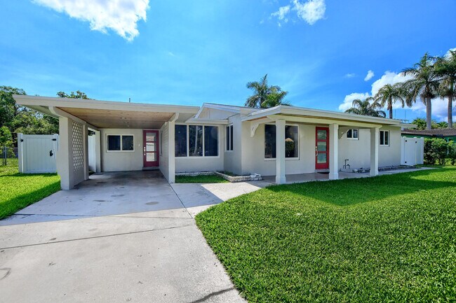 Foto del edificio - 126 NW 3rd Ct