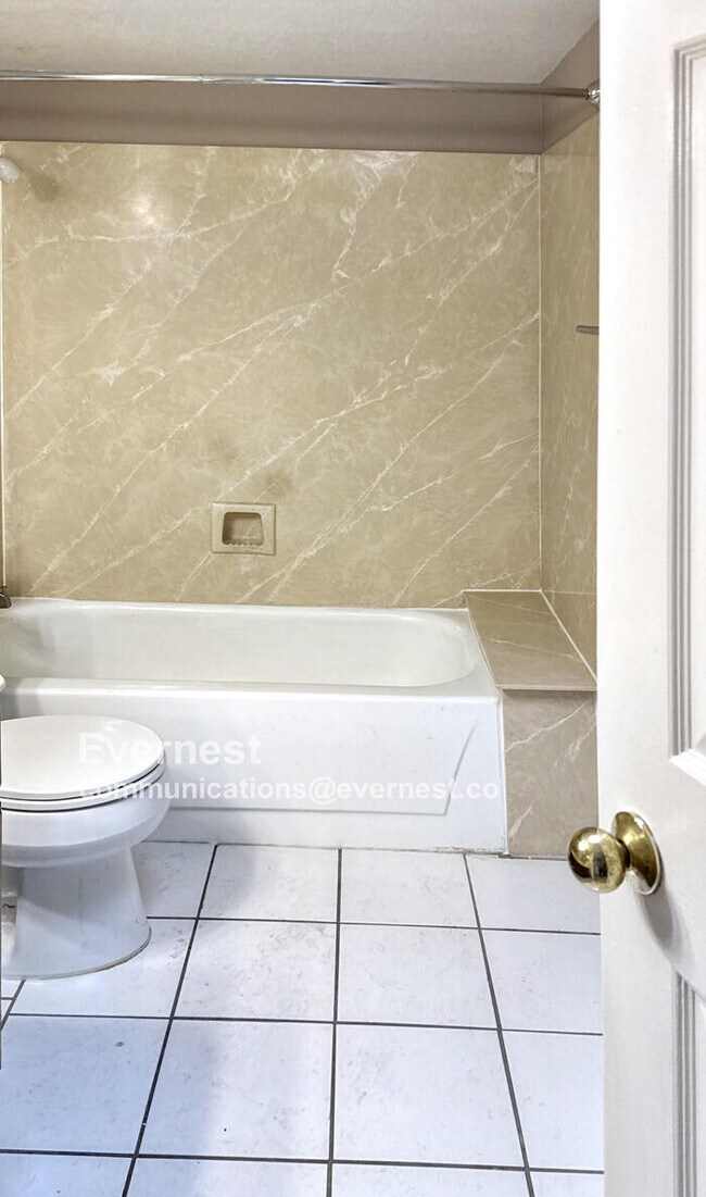 Foto del edificio - 2457 N Ironwood Ridge Dr