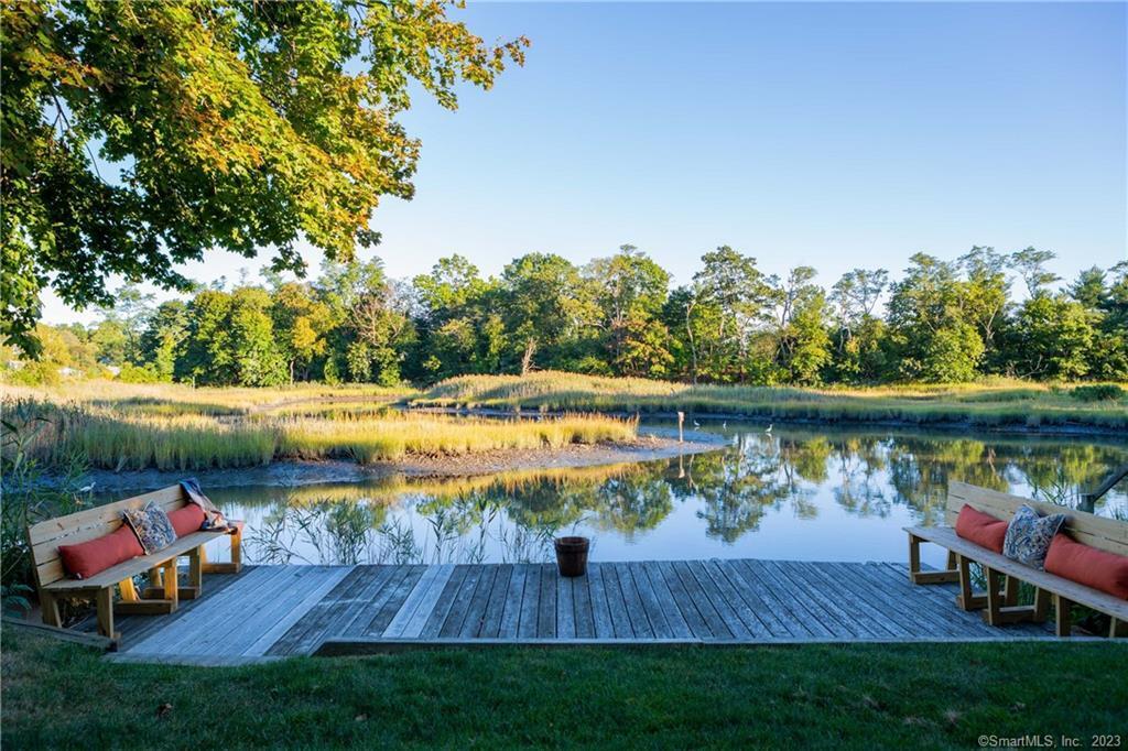 Foto principal - 331 Riverside Dr