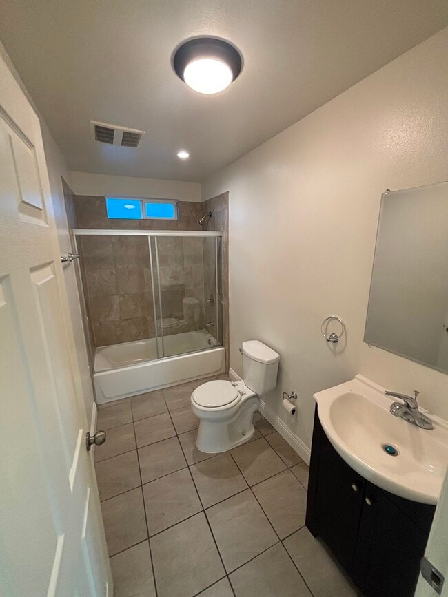 Foto del edificio - 214 E 101st St