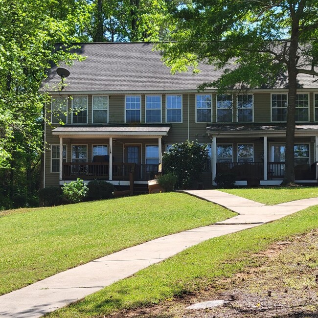 Foto del edificio - 505 Old Phoenix Rd NE