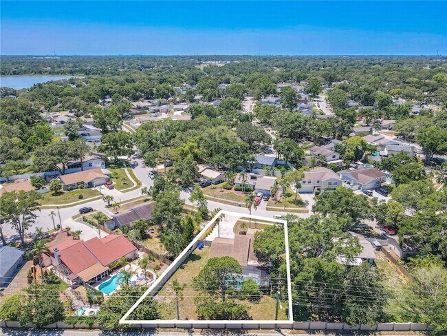 Foto del edificio - 3968 Orchard Hill Cir