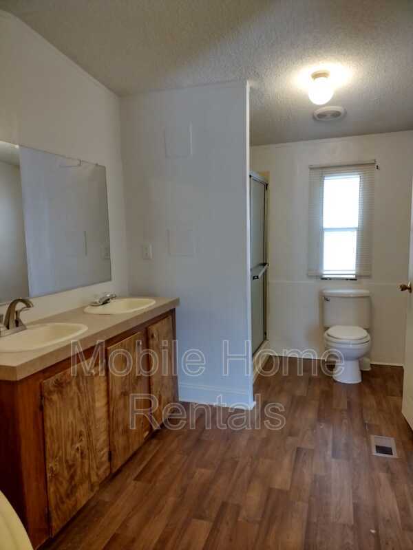 Building Photo - 2080 Athena Rd