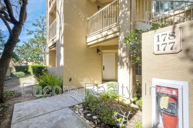 Foto del edificio - 7349 Calle Cristobal