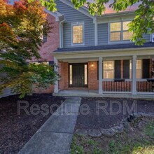 Building Photo - 8262 Plumwood Ln
