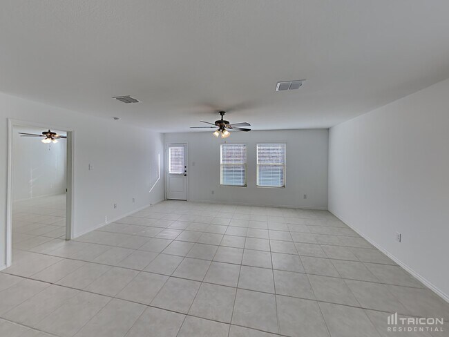 Building Photo - 6401 Becker Ave