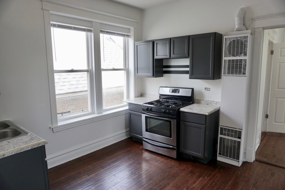 Foto principal - 2714 w 24th PL