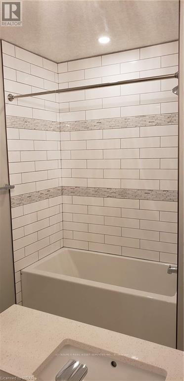 Building Photo - 361 Westvale Dr