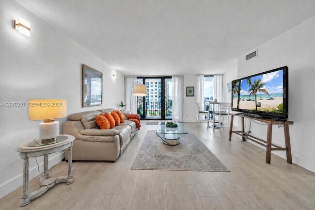 Building Photo - 2401 S Ocean Dr