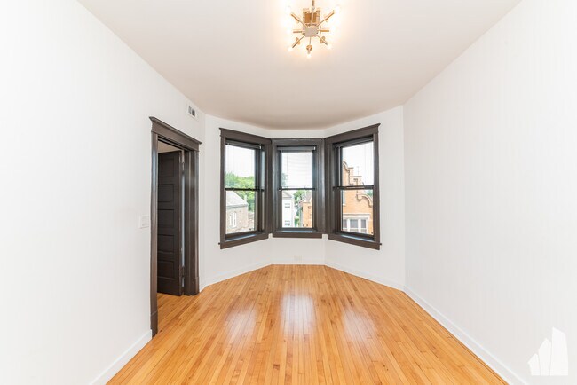 Building Photo - 837 W 33rd St