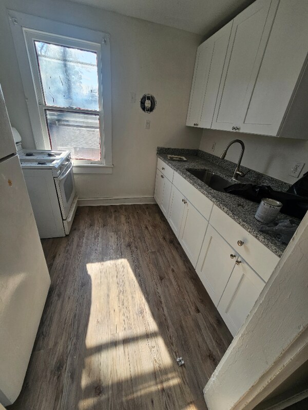 Building Photo - 1609 Spratley St