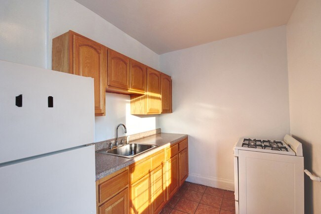 Foto del edificio - 93-23 218th St