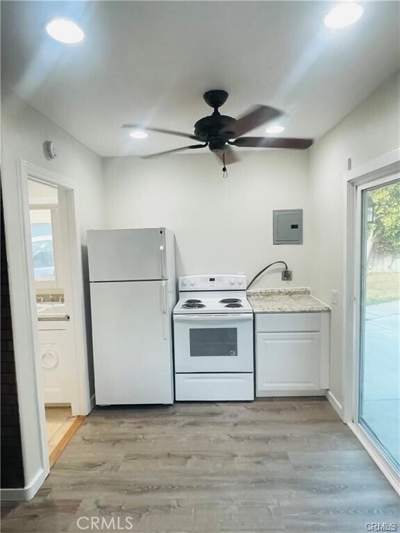 Building Photo - 327 S Euclid Ave