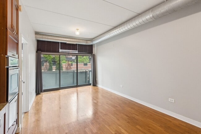 Building Photo - 650 W Wayman St