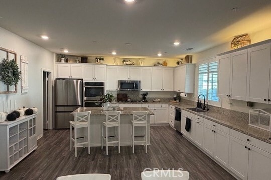 Foto del edificio - 1055 Balsam St