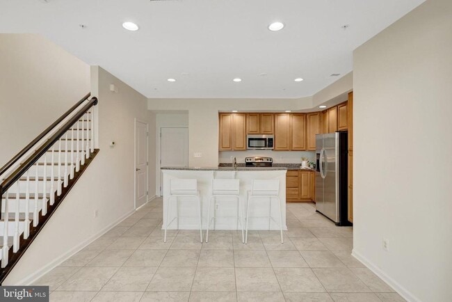 Building Photo - 21714 Pattyjean Terrace