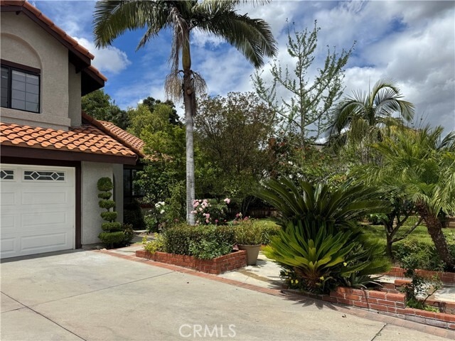 Building Photo - 15132 El Selinda Dr