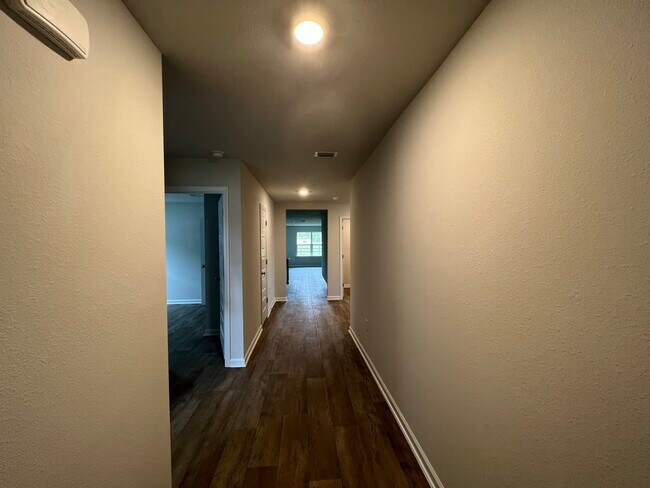 Building Photo - 24537 Alamitos Trace Dr