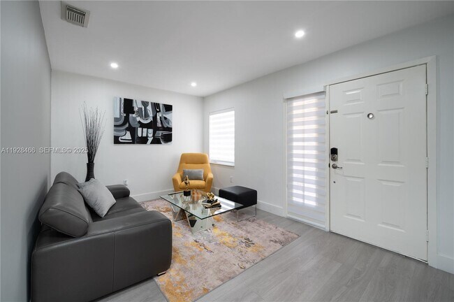 Foto del edificio - 15863 SW 71st St