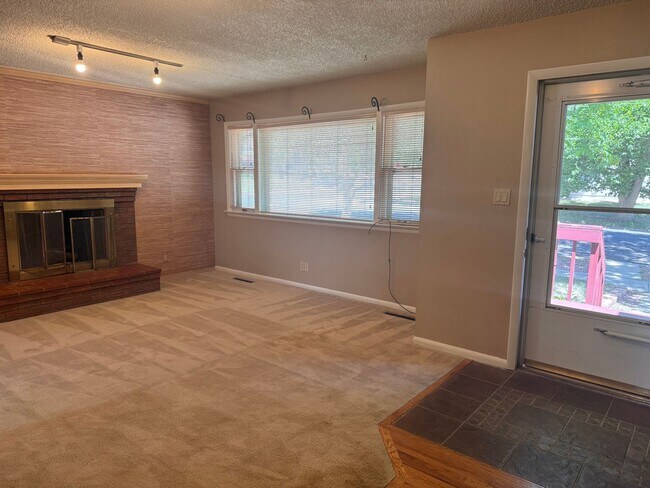 Foto del edificio - 3131 W Platte Ave