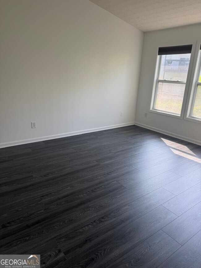 Building Photo - 1688 Windale Ct NW