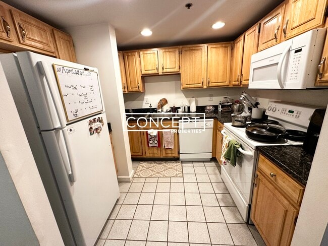 Building Photo - 112 Jersey St