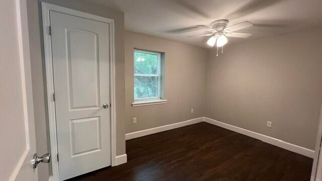 Foto del edificio - 862 Berry St NE