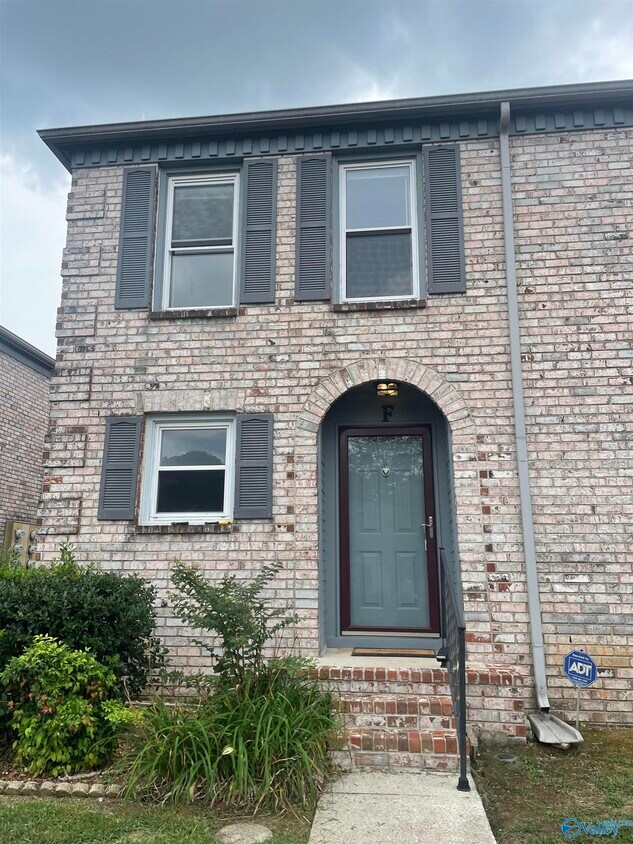 210 Marinawoods Dr SE, Huntsville, AL 35803 Townhome Rentals in