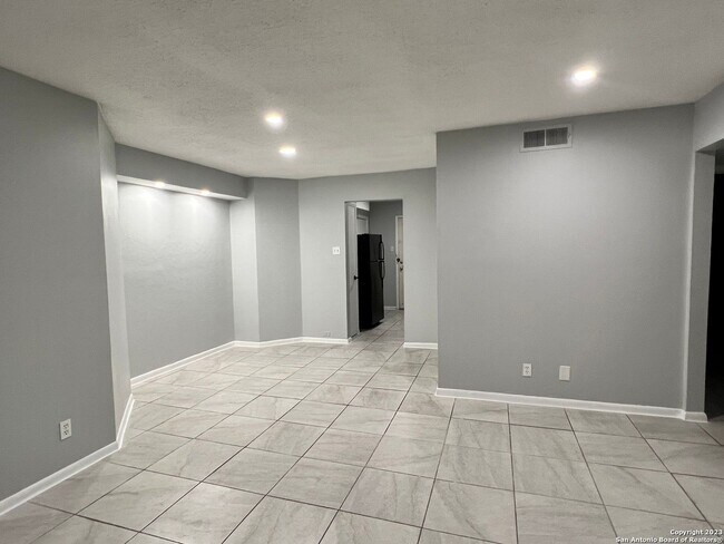 Foto del edificio - 6611 Southpoint St