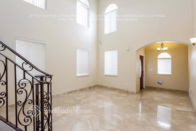 Foto del edificio - 15582 SW 13th Terrace