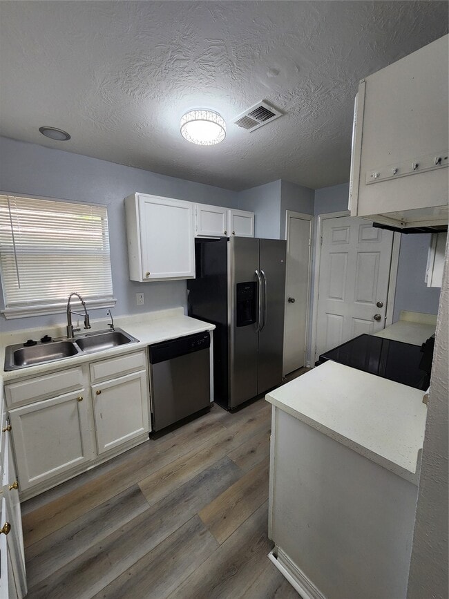 Building Photo - 5003 Maurita Dr