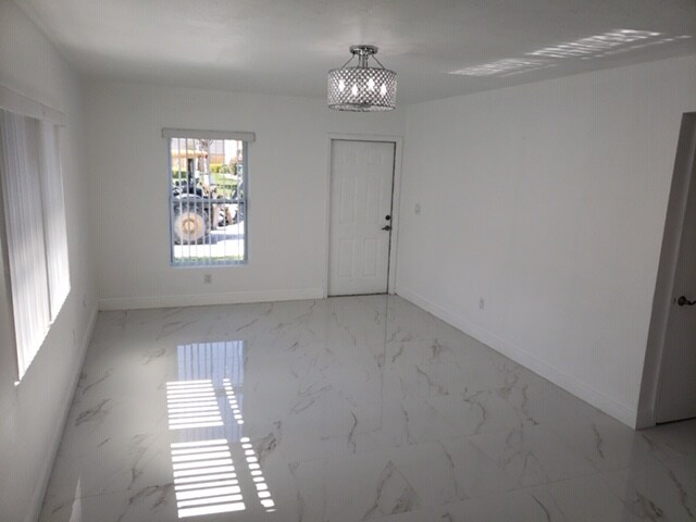 Building Photo - 18727 SW 100th Ave