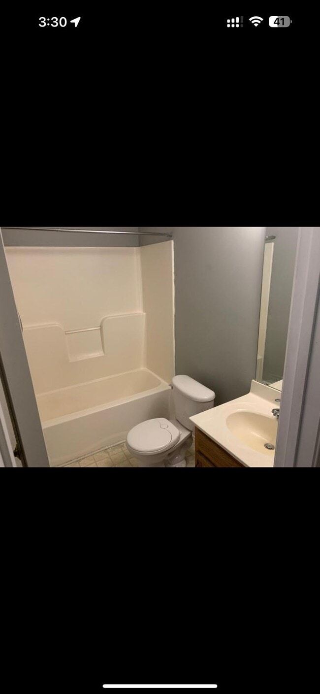 Photo - 833 Brickwood Ct House