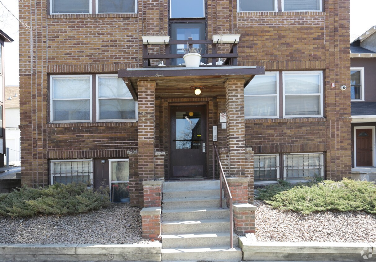Foto del edificio - 2009 Garfield Ave S
