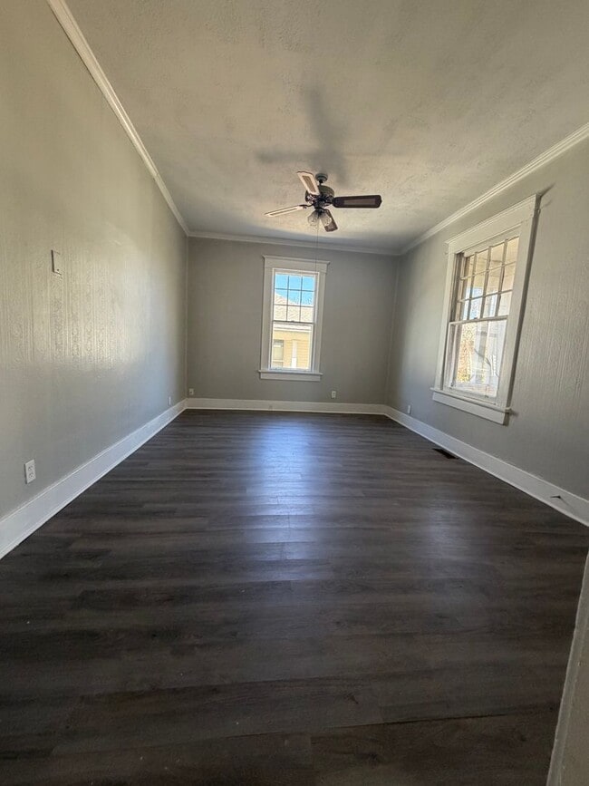 Building Photo - 150 Arlington Ave