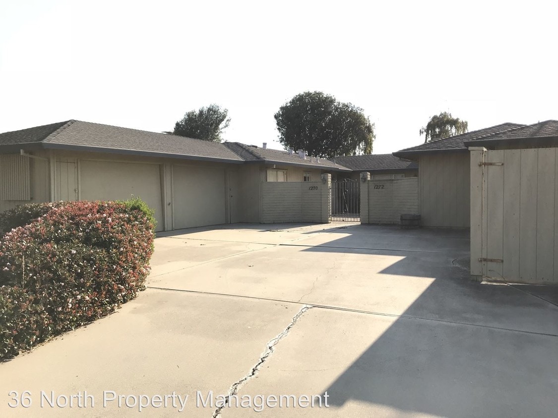 Primary Photo - 1270 San Blanco Dr