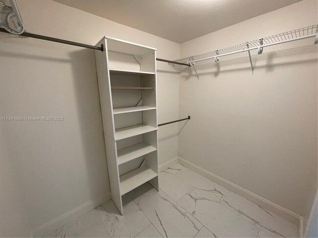 Foto del edificio - 2971 SW 35th Ave