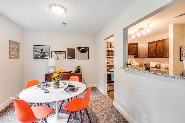 Padonia Village Apartments Apartments Timonium, MD