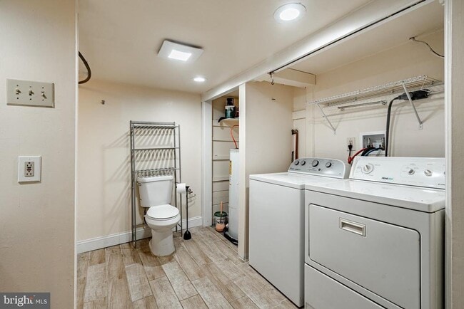 Building Photo - 228 Crawford Ave