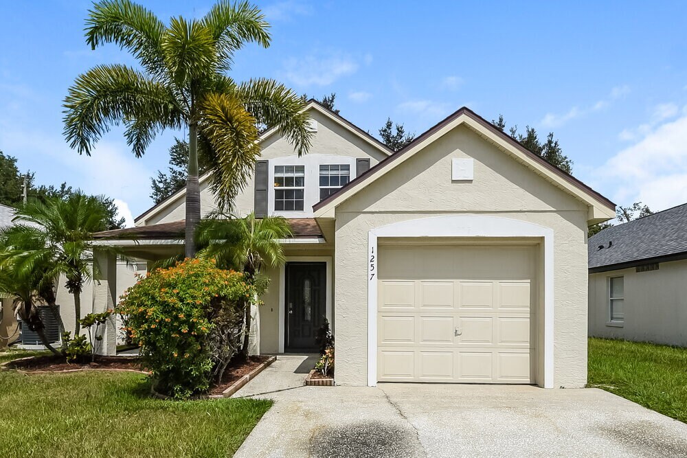 Foto principal - 1257 S Park Ave